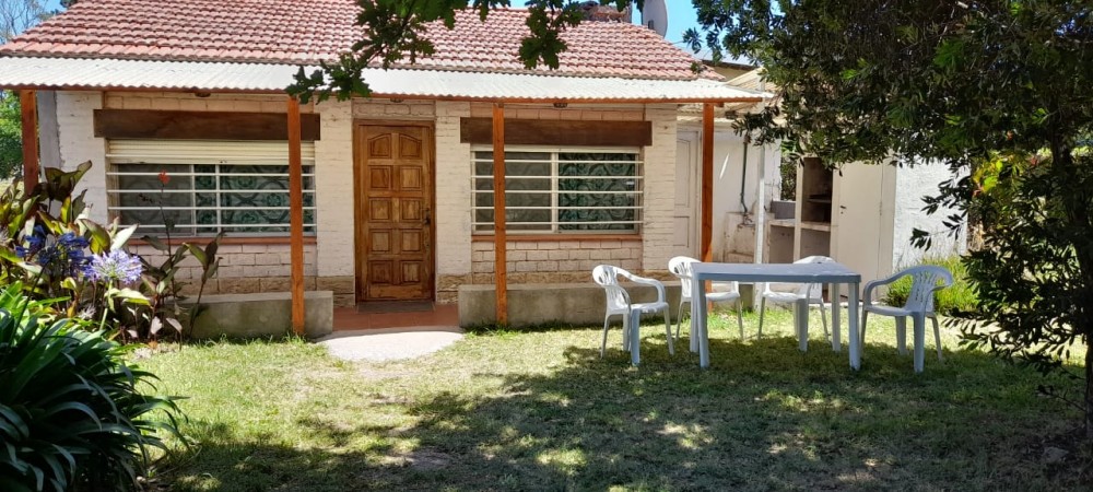 Casa En Venta En Los Acantilados