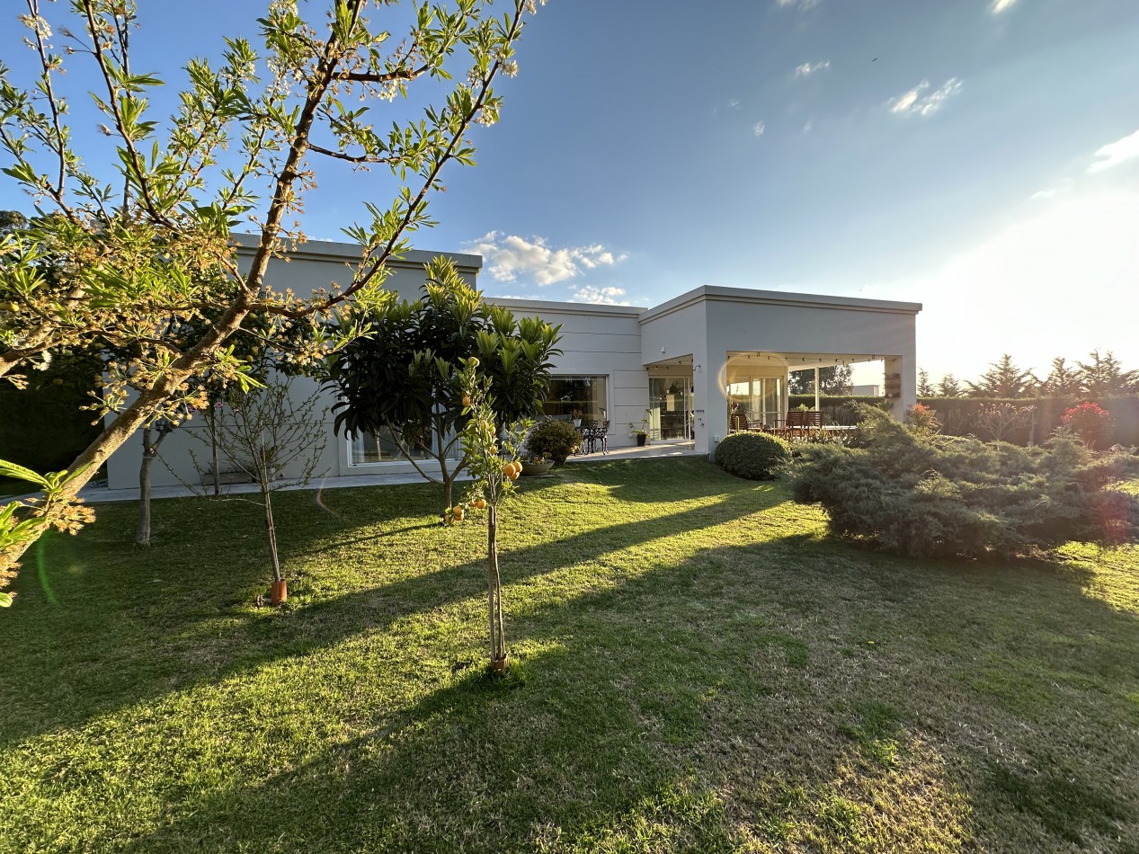 Casa en venta en Barrio Arenas del Sur