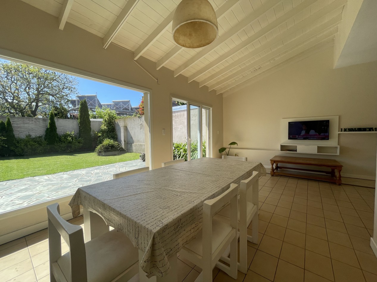 Chalet en alquiler temporal en Playa Grande