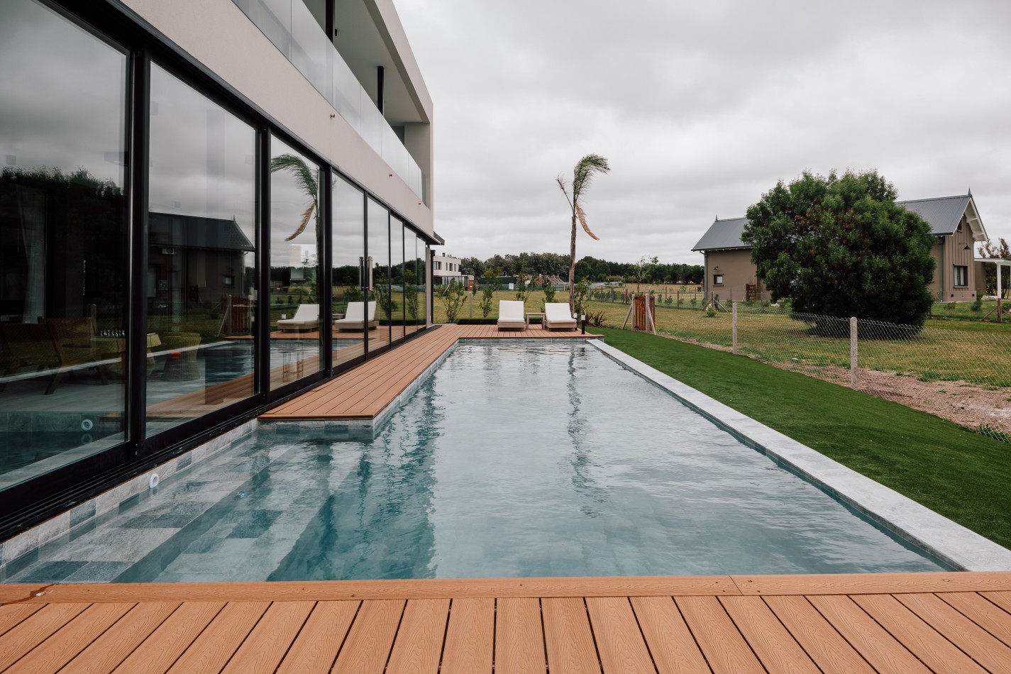 Moderna casa en barrio privado Casonas del Haras