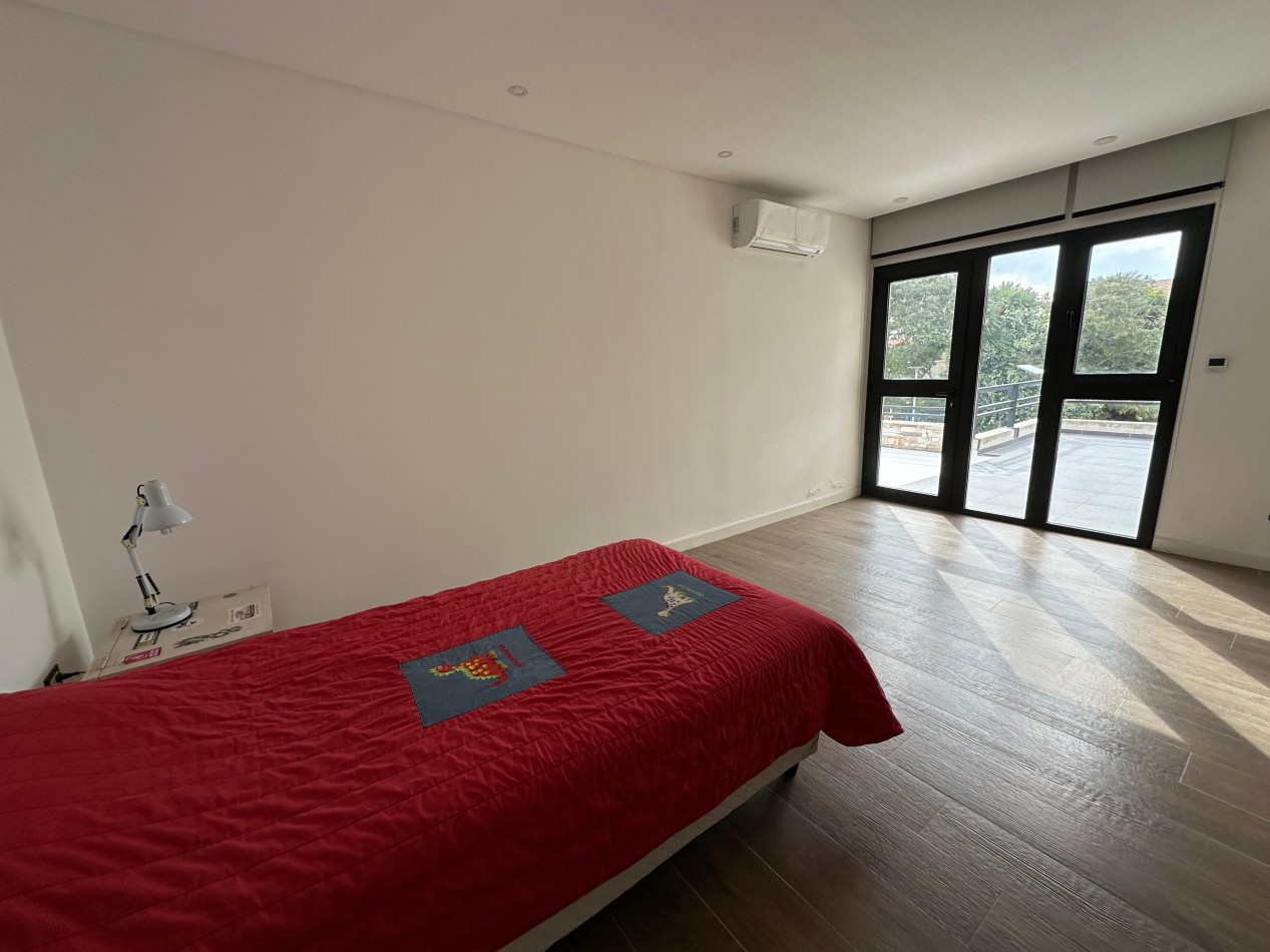 Increible Casa en Barrio Parque Luro