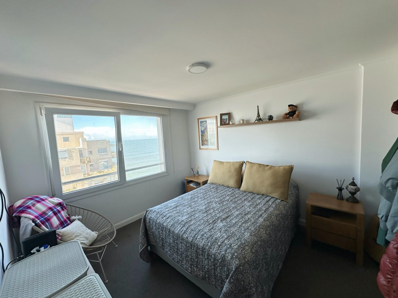 Departamento 2 ambientes con vista al mar