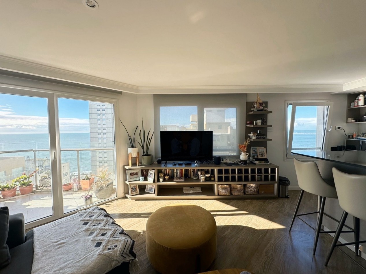 Departamento 2 ambientes con vista al mar