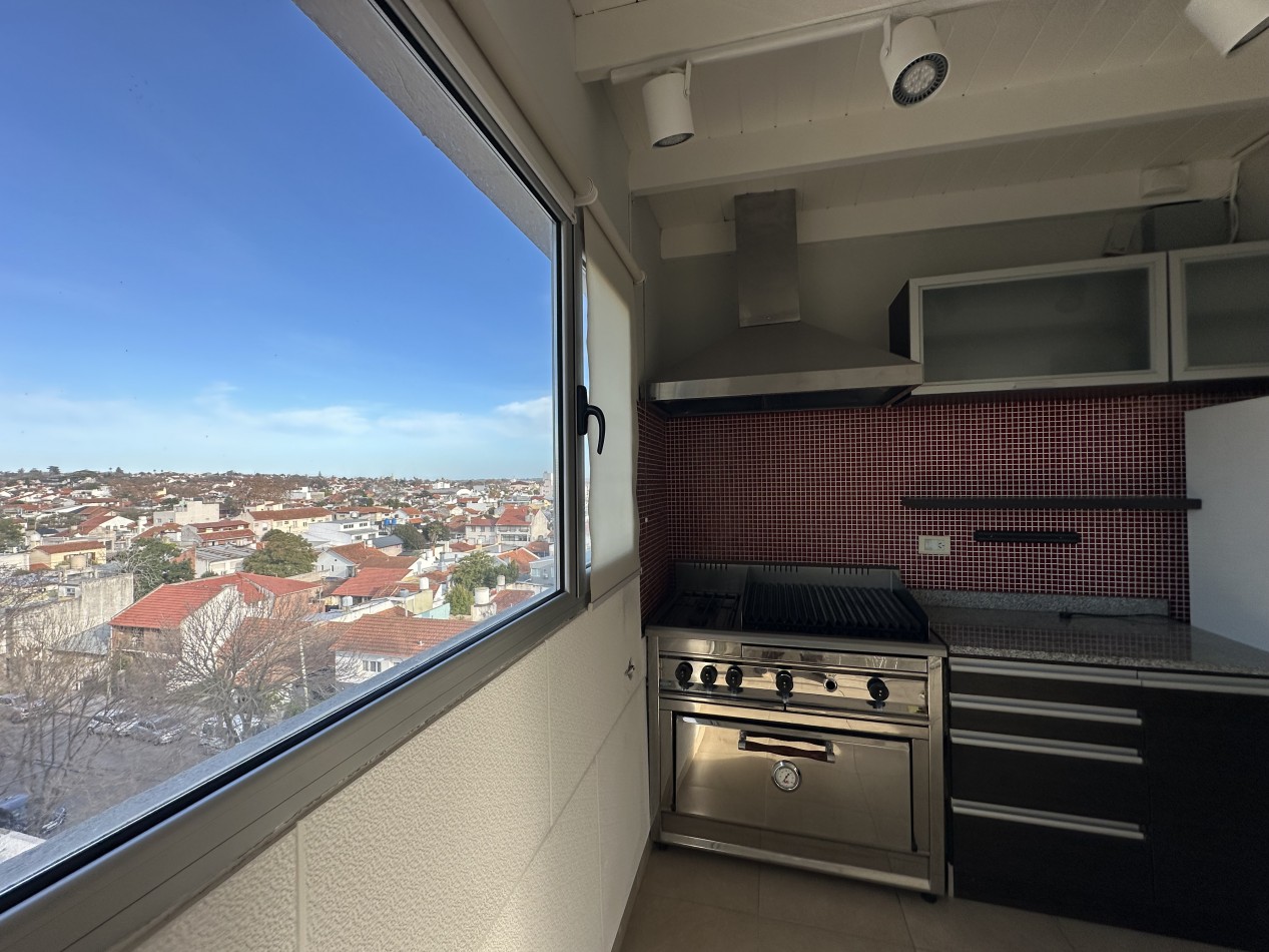 Departamento con terraza propia barrio Chauvin