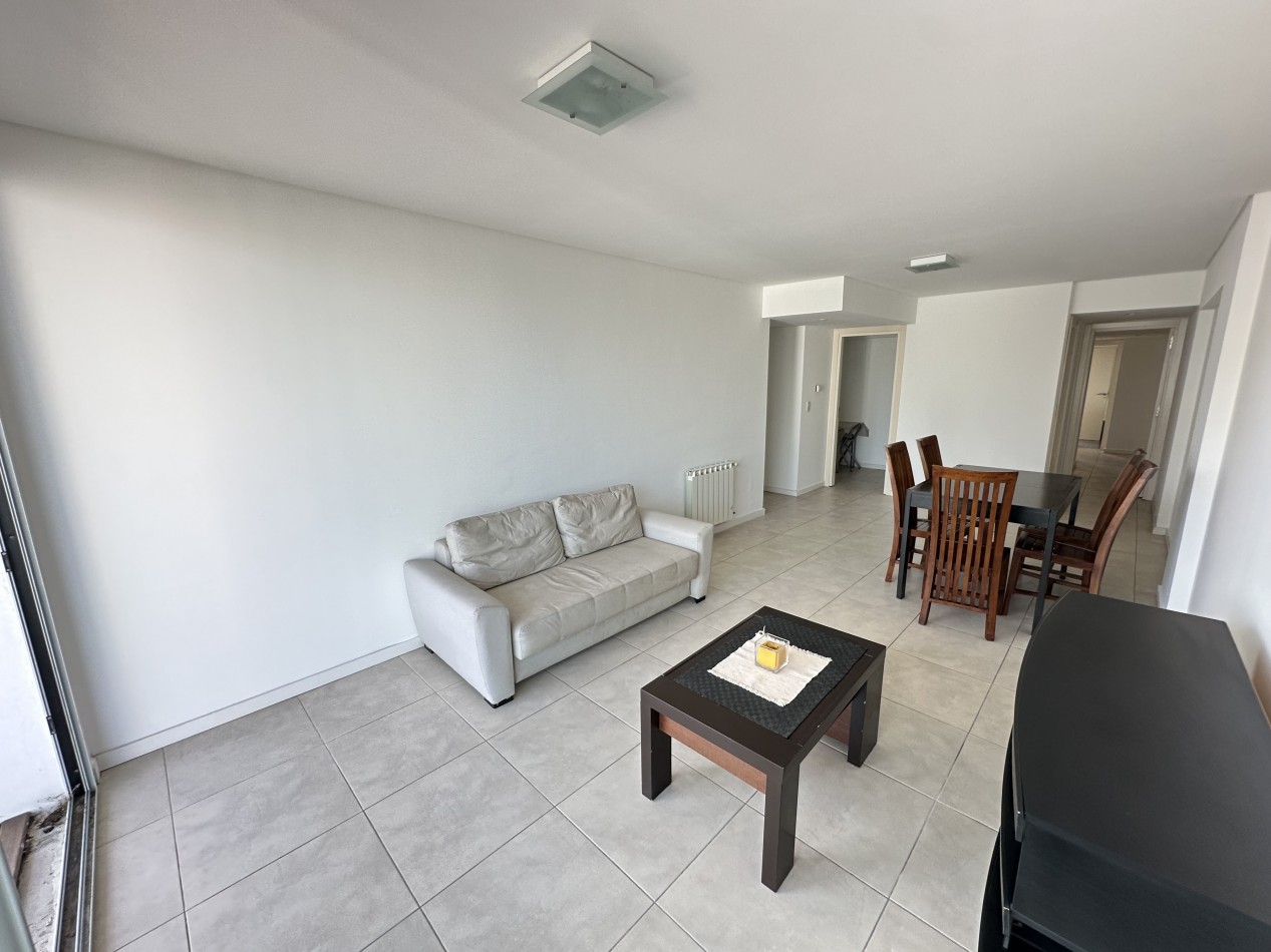 Departamento 3 ambientes en venta Playa Chica 