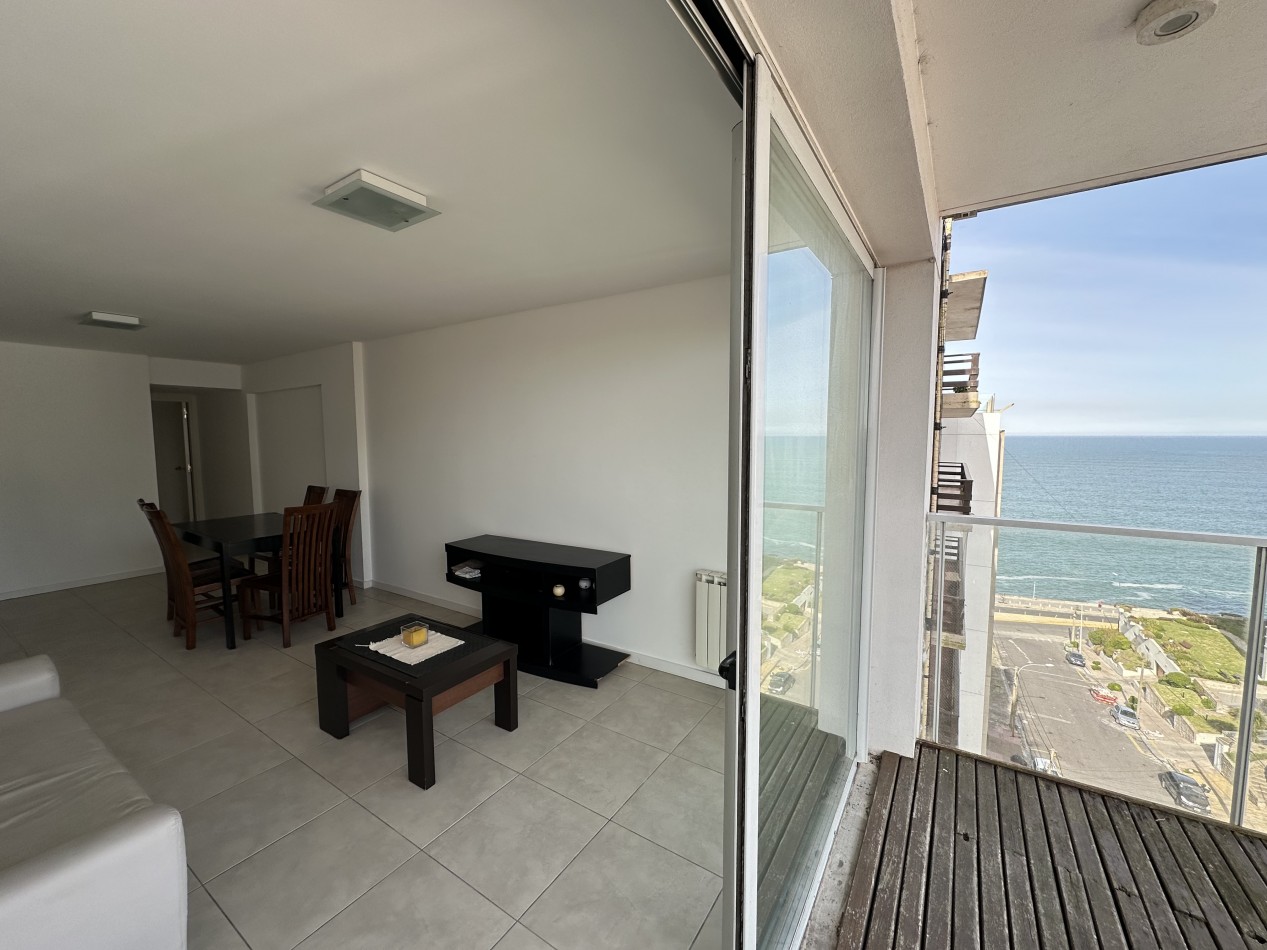 Departamento 3 ambientes en venta Playa Chica 