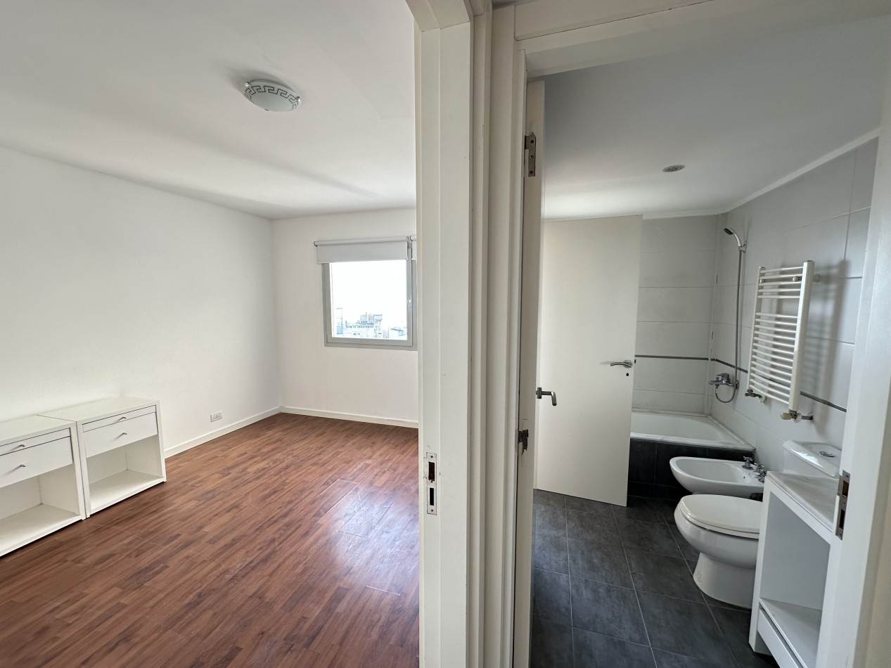 Departamento 3 ambientes en venta Playa Chica 