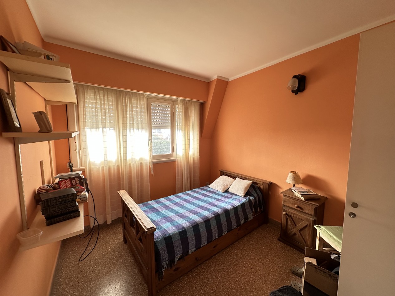 Casa de 4 ambientes en Punta Mogotes