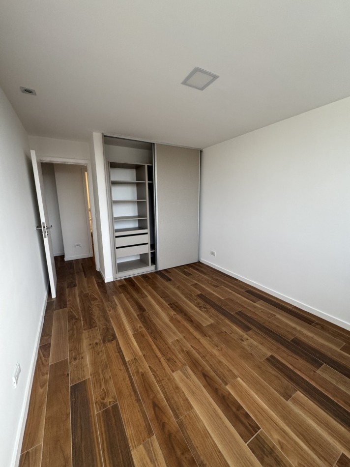 Departamento de 4 ambientes barrio Los Troncos