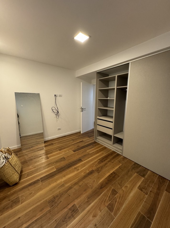 Departamento de 4 ambientes barrio Los Troncos