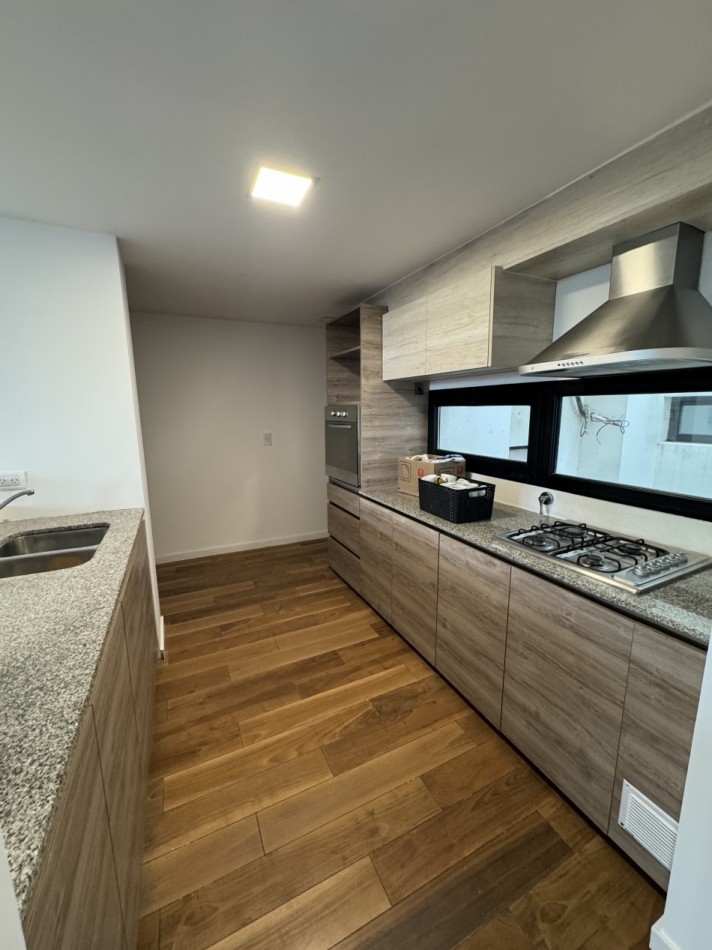 Departamento de 4 ambientes barrio Los Troncos