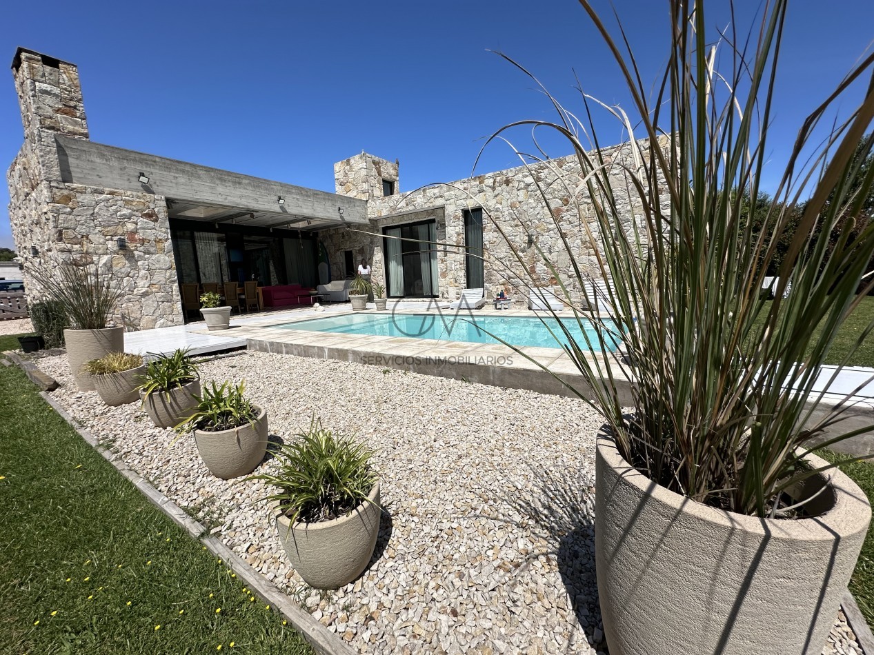 Casa en venta en Barrio Arenas del Sur