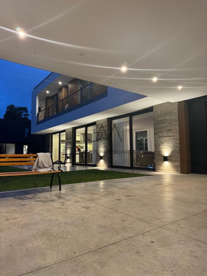 Casa en alquiler temporada Las Prunas