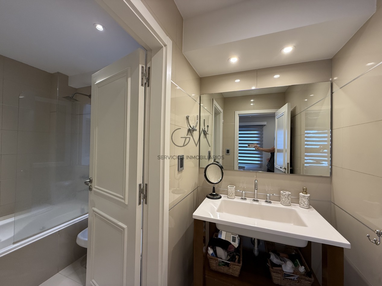 Departamento en venta Playa Varese 