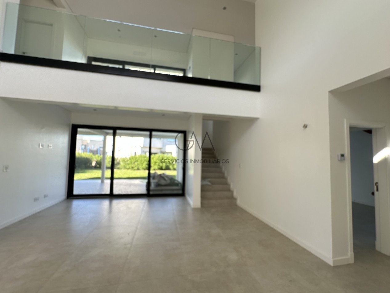 Casa en alquiler en Rumenco joven