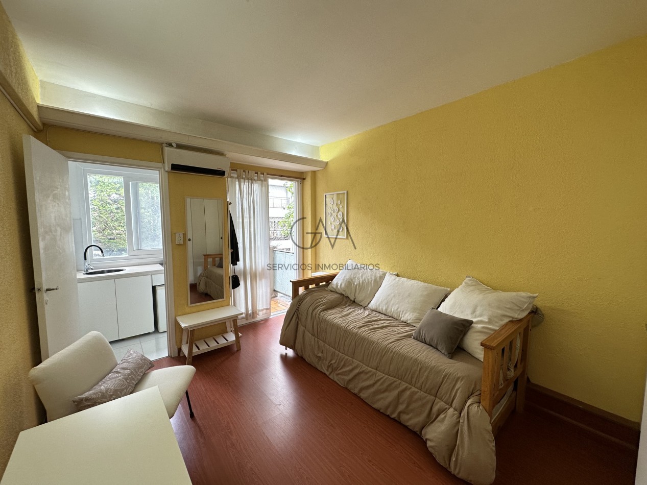 Monoambiente en venta zona Guemes