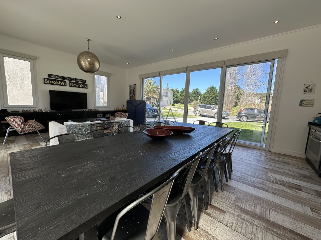 Casa en Venta Barrio Privado Rumenco