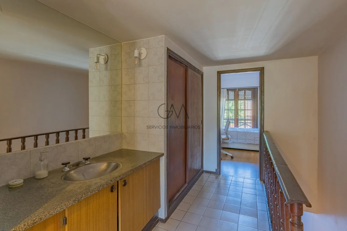 Casa de 4 ambientes en Venta