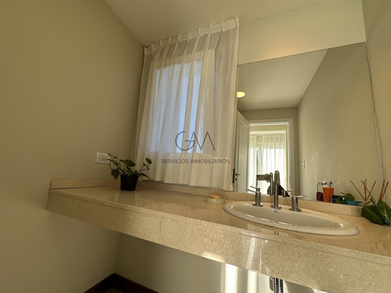 Casa en alquiler en Barrio Rumenco