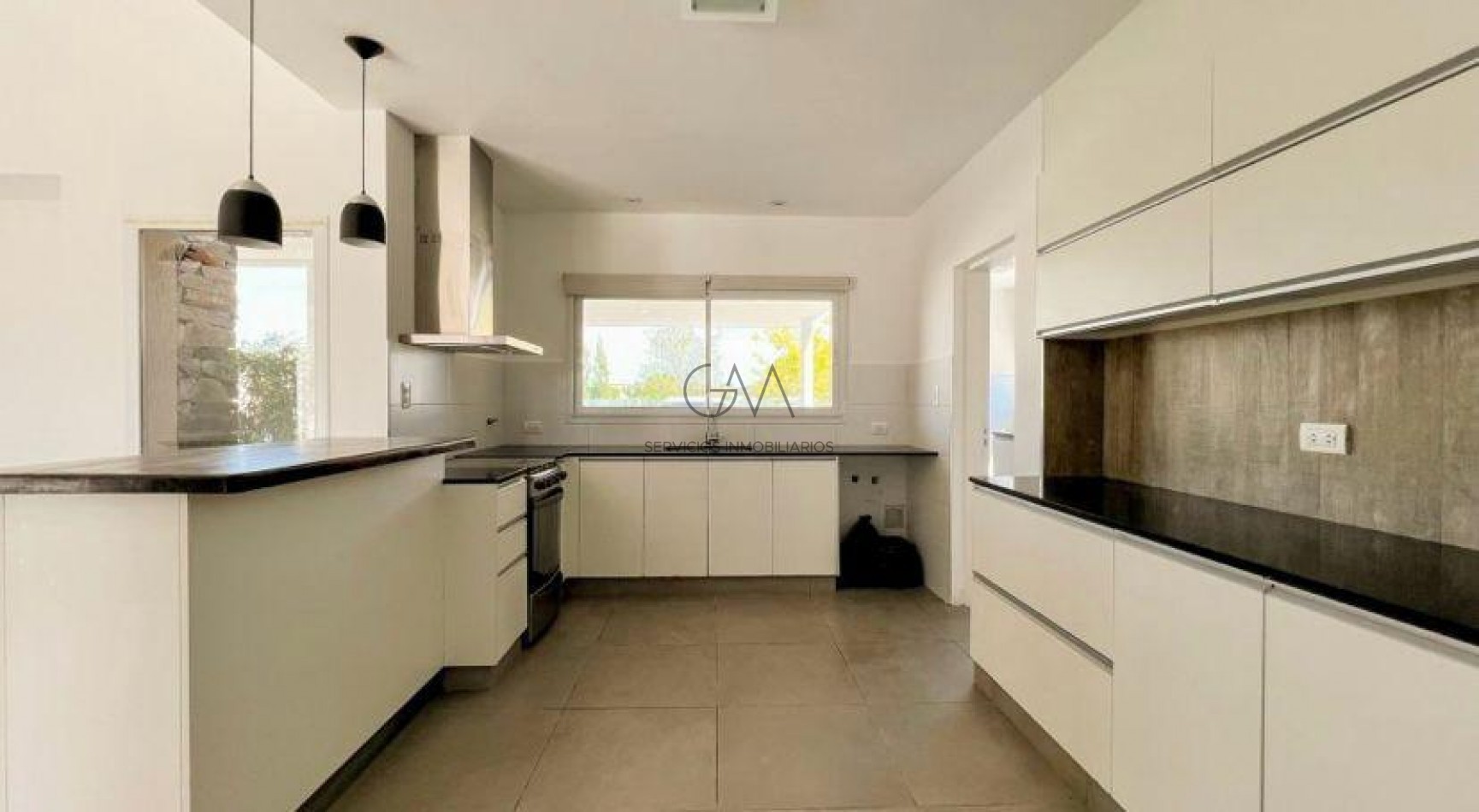 Casa en Venta Barrio Privado Arenas del Sur