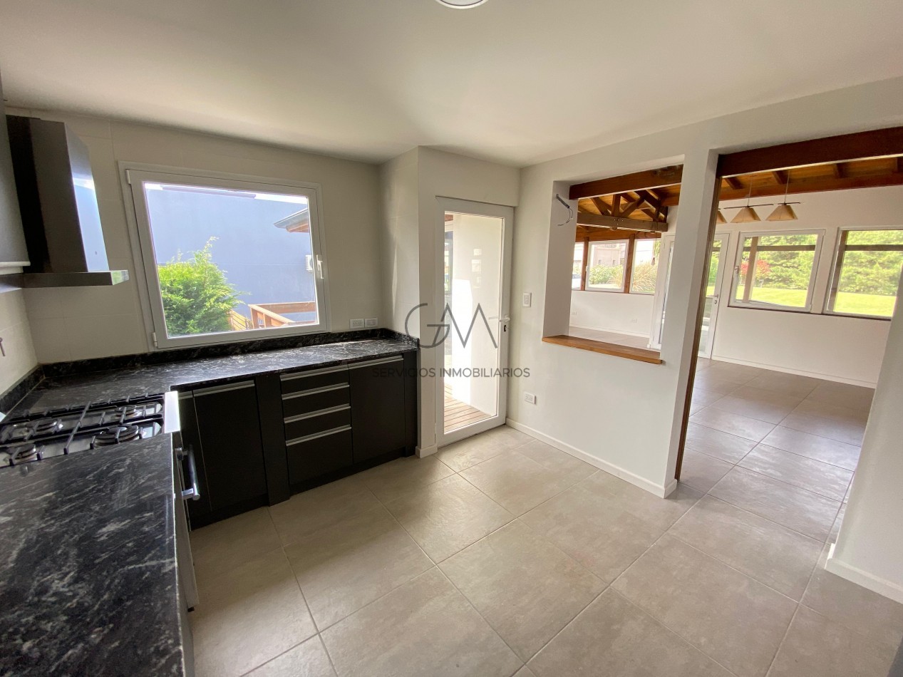 Casa en venta barrio privado Rumenco