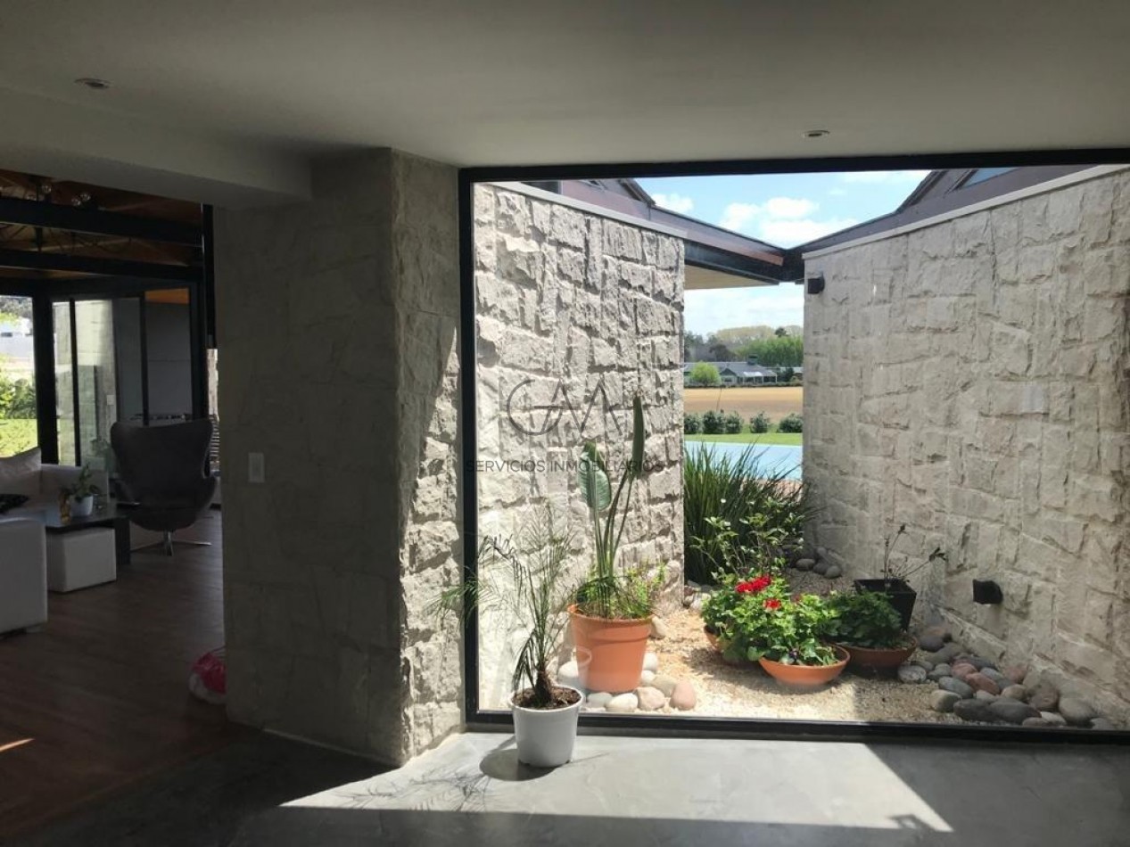 Moderna Casa Alquiler Temporada Arenas del Sur