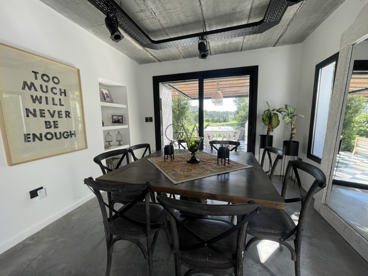 Casa en Venta Barrio Privado Rumenco