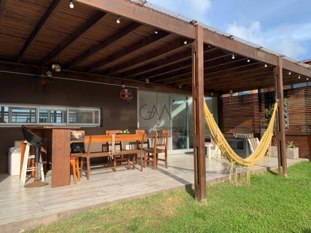 Casa en Alquiler Acantilados