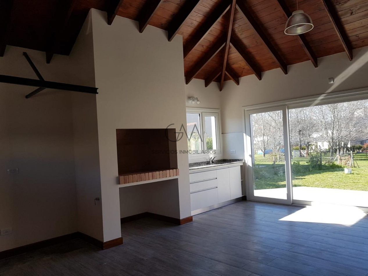 Casa en alquiler en Barrio Rumenco