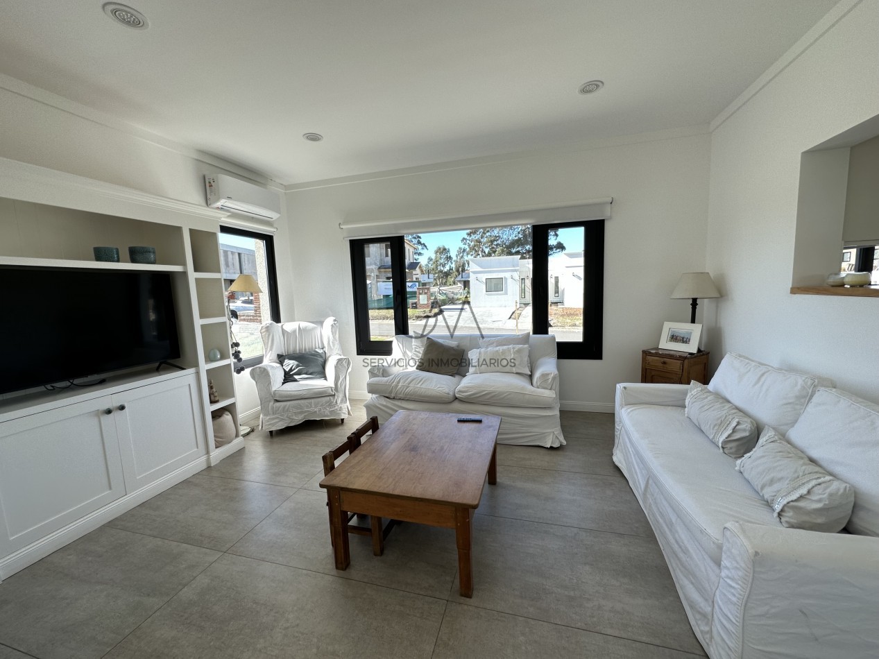 Moderna casa en alquiler temporal