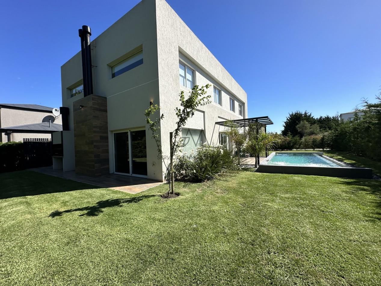 Casa en alquiler temporario en Barrio Rumenco