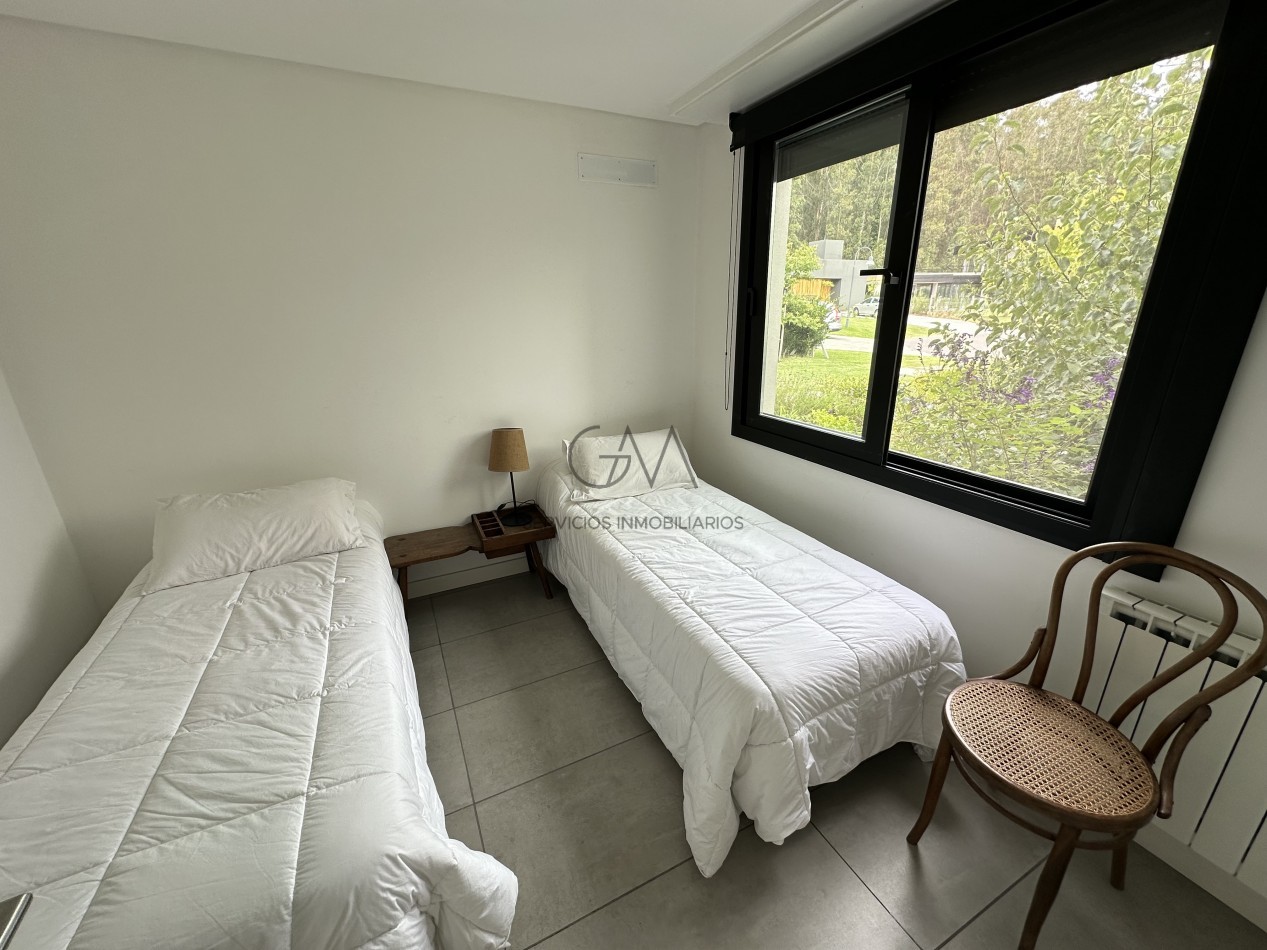 Casa de 5 ambientes en alquiler temporal