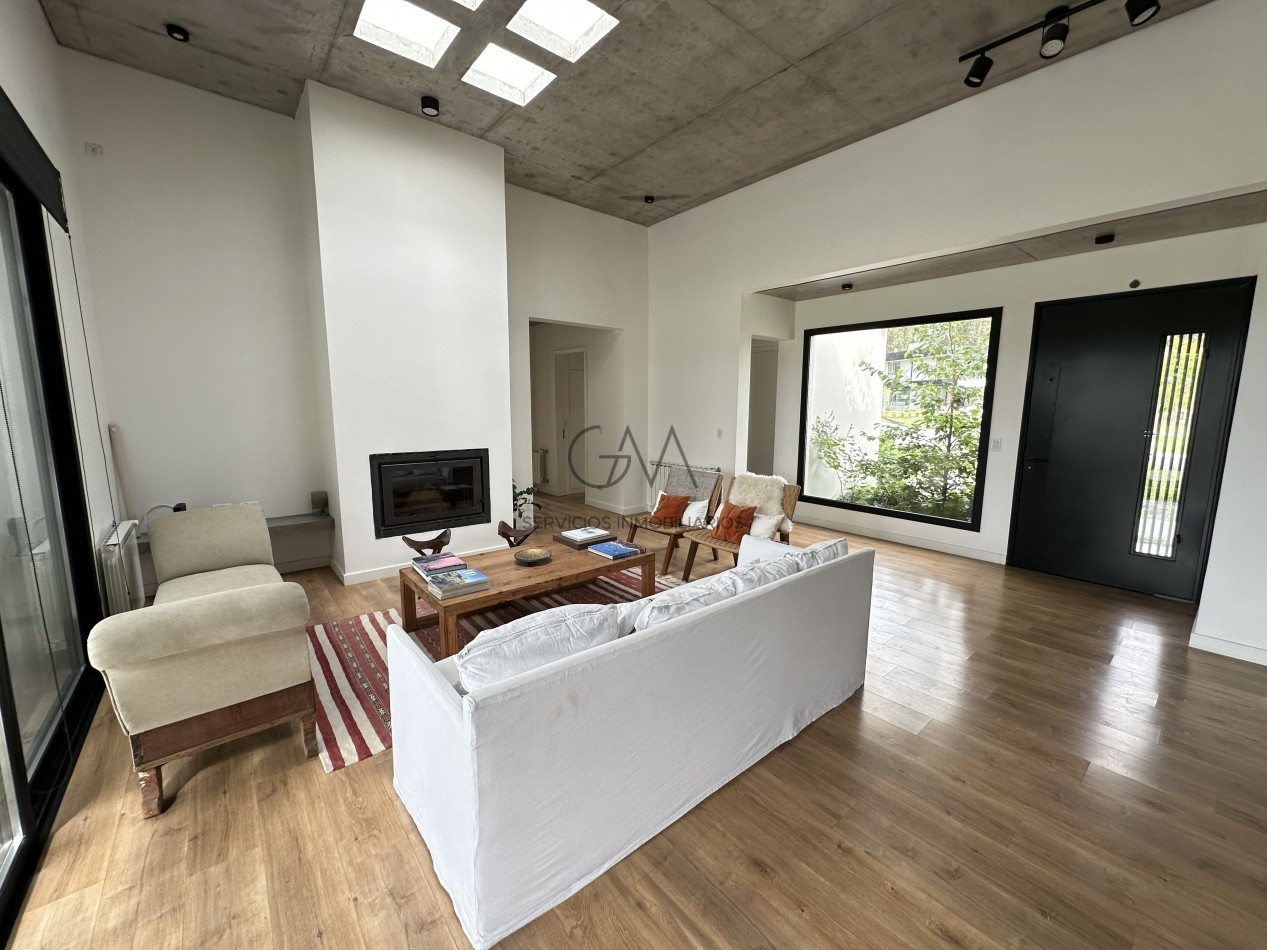 Casa de 5 ambientes en alquiler temporal