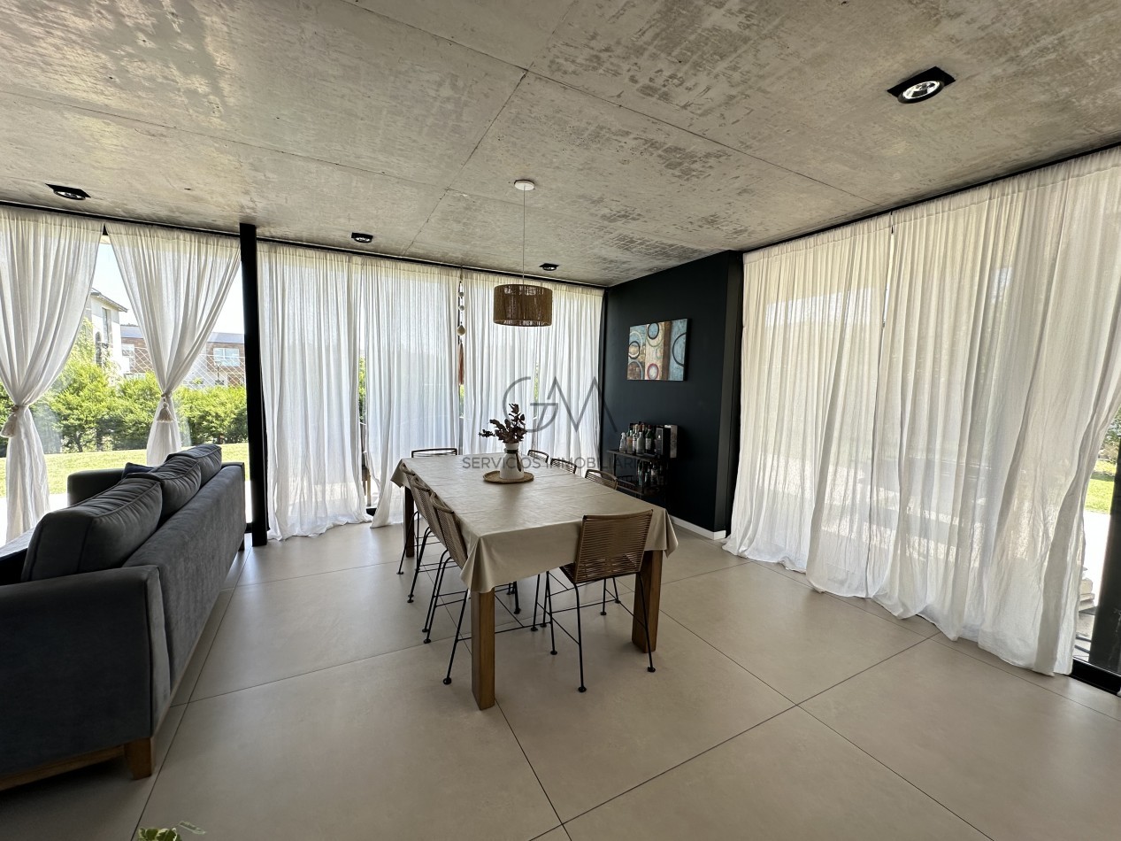 Casa en alquiler de temporada en Rumenco joven.