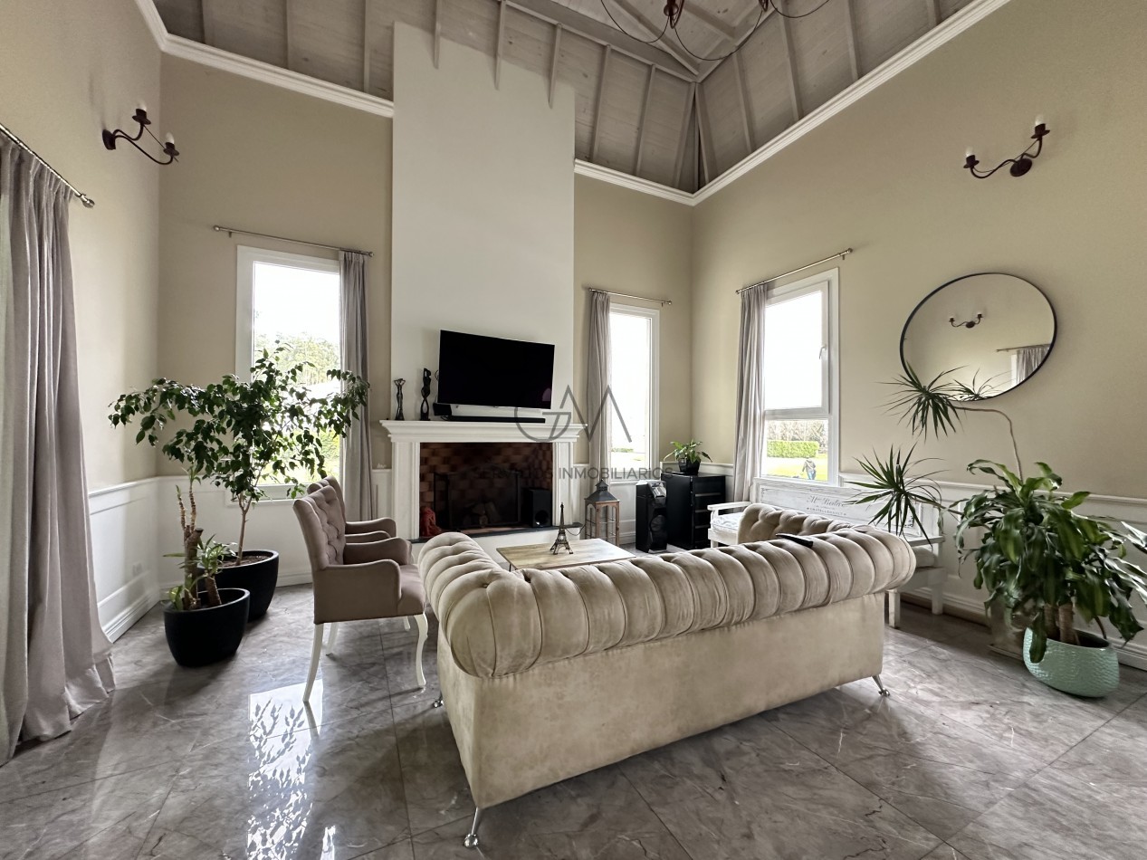 Casa de 6 ambientes en alquiler en Rumenco