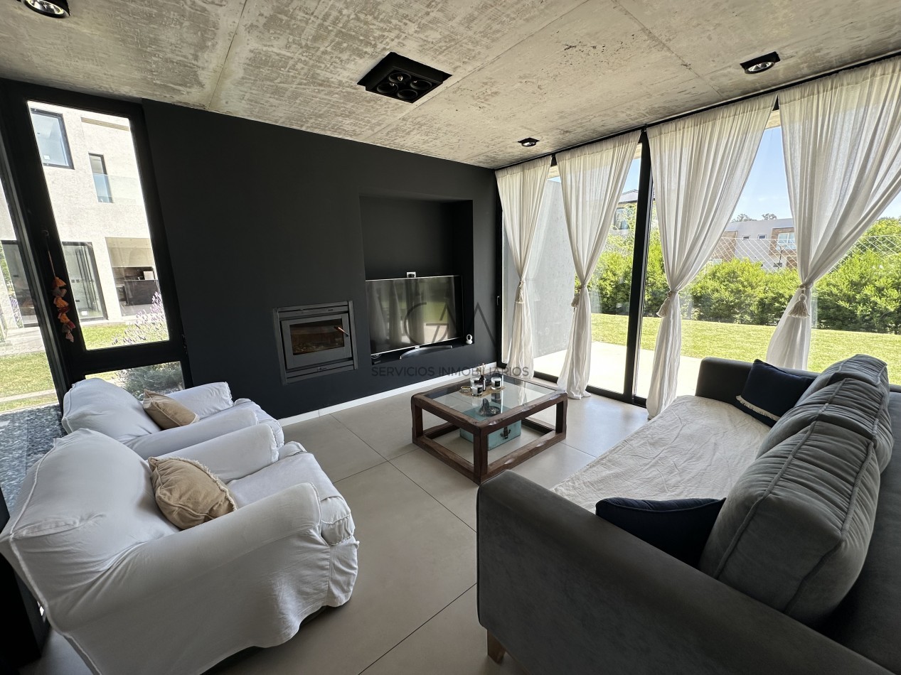 Casa en alquiler de temporada en Rumenco joven.