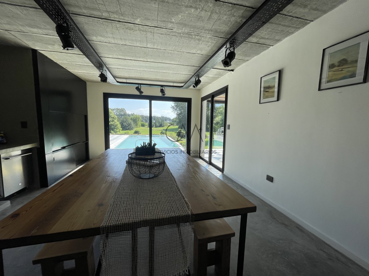 Casa en Venta Barrio Privado Rumenco