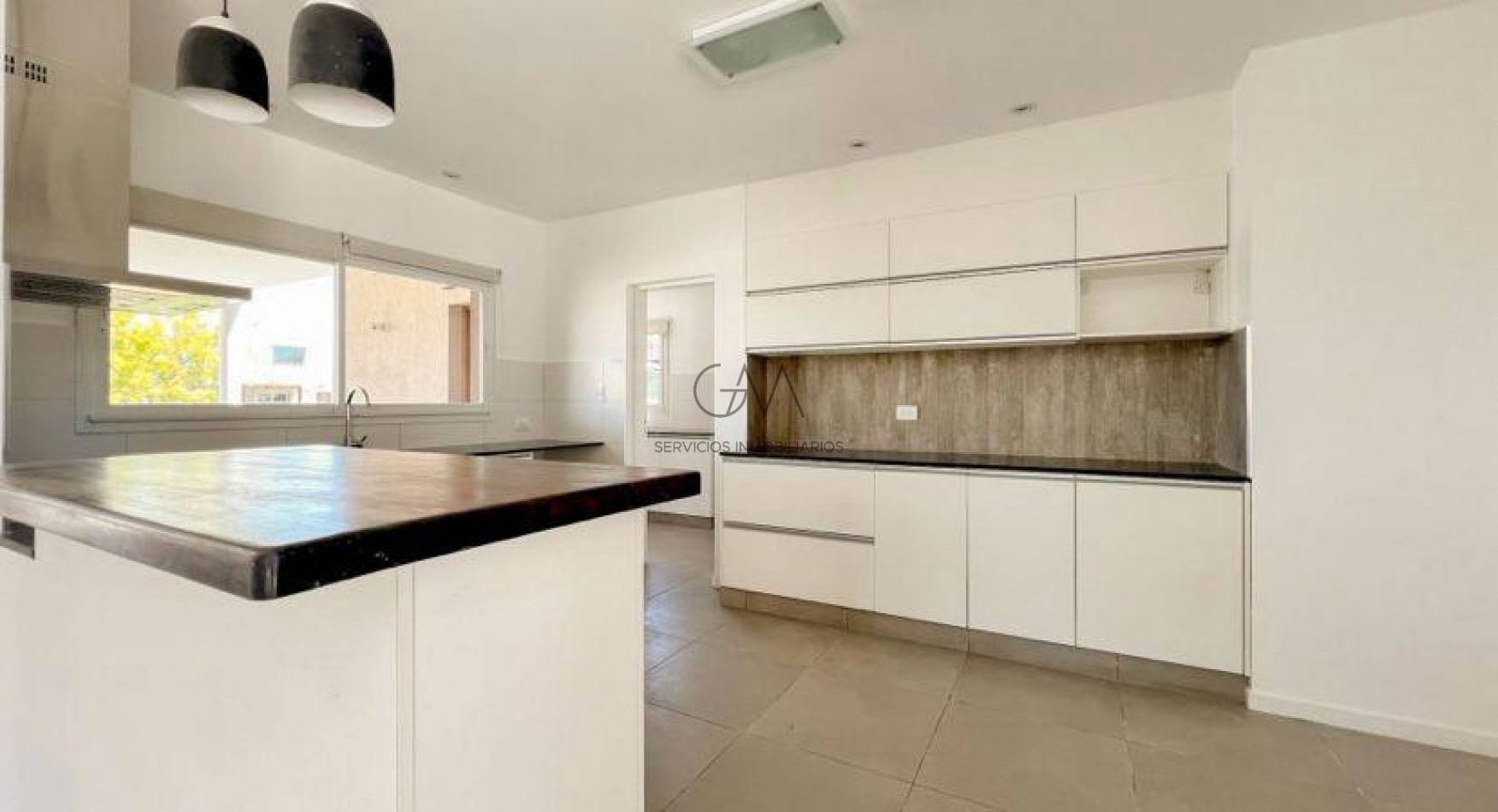Casa en Venta Barrio Privado Arenas del Sur