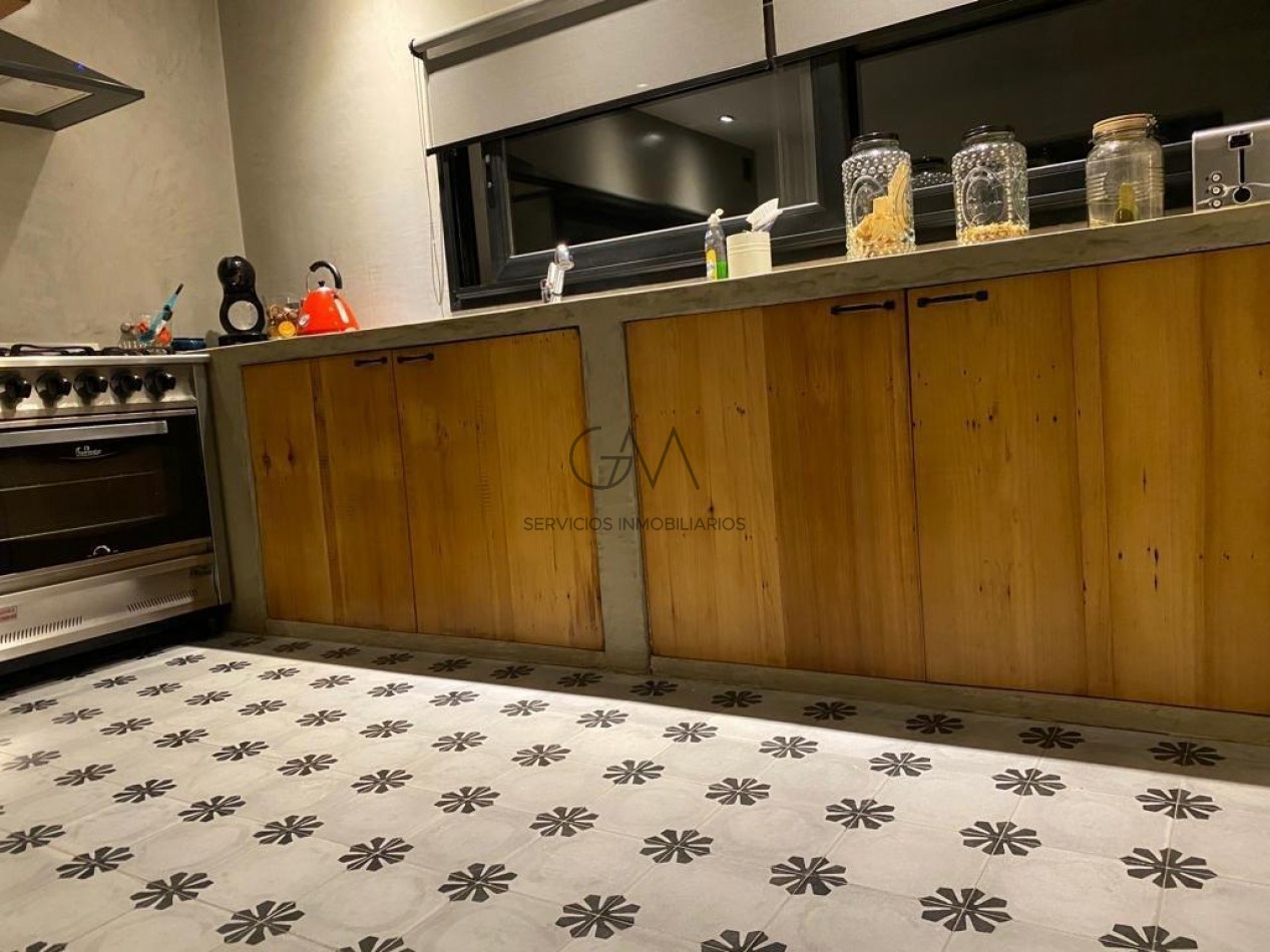 Casa en Venta Barrio Privado Rumenco