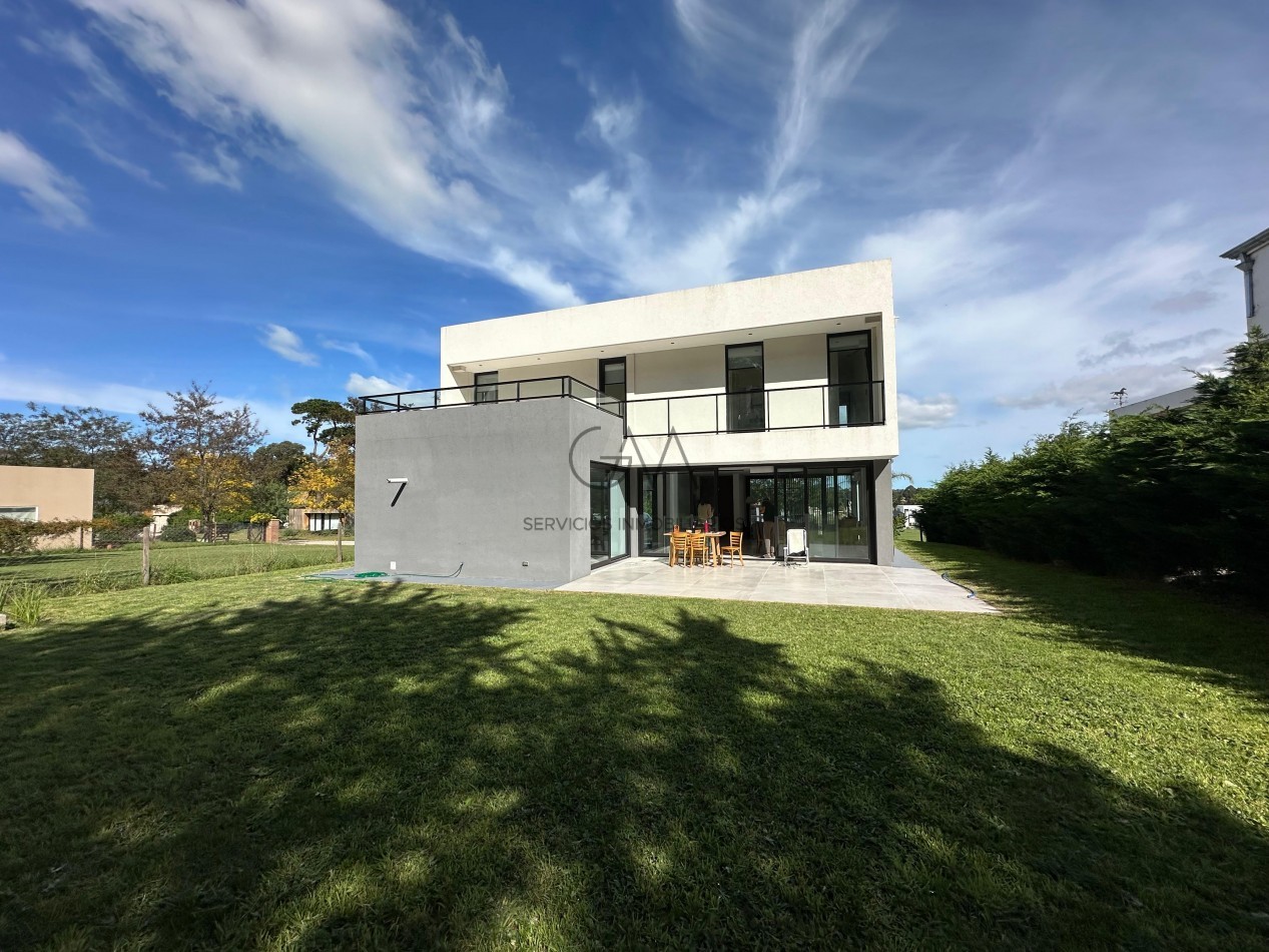 Casa a estrenar en venta Barrancas de San Benito