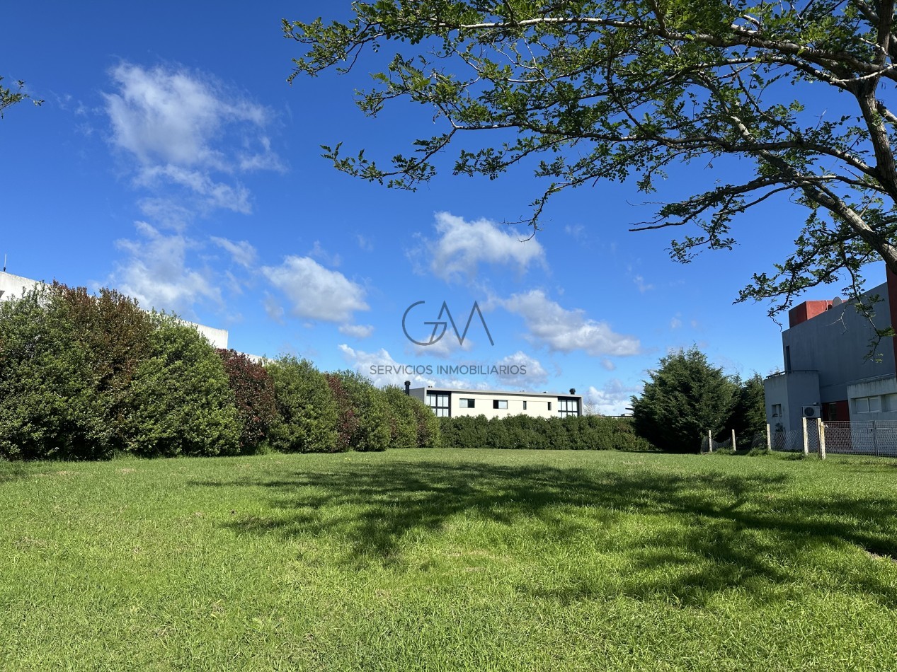 Lote en venta Arenas del Sur