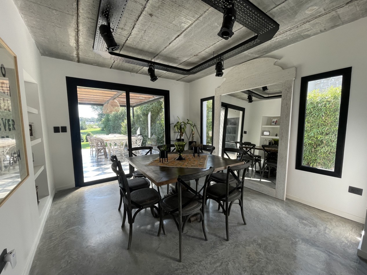 Casa en Venta Barrio Privado Rumenco