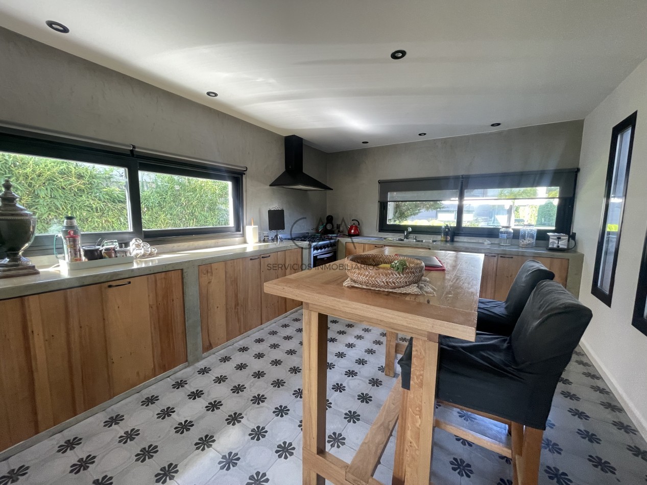 Casa en Venta Barrio Privado Rumenco