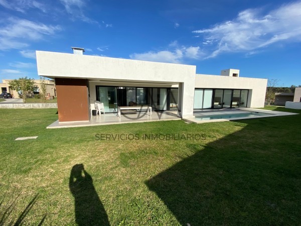 Casa  en alquiler