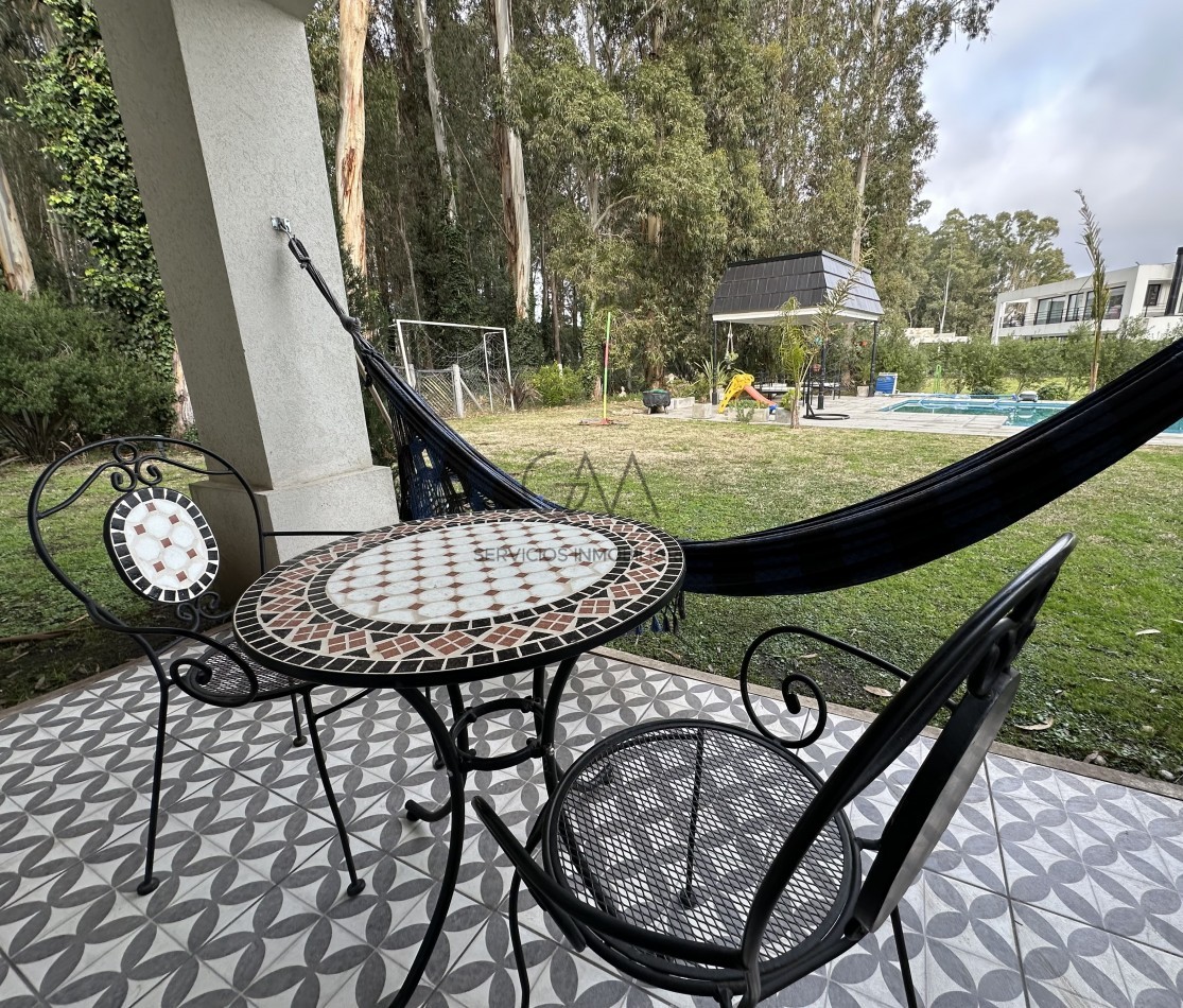 Casa de 6 ambientes en alquiler en Rumenco