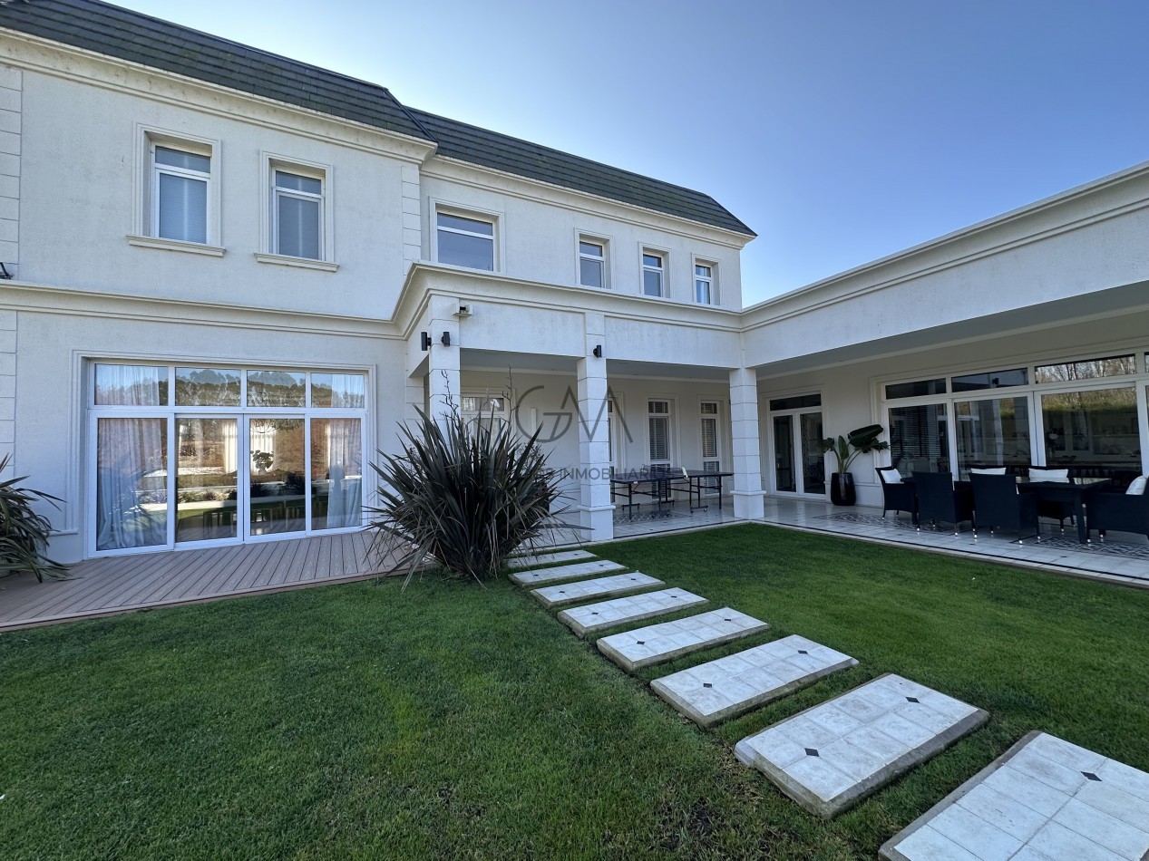 Casa en venta en Barrio Rumenco