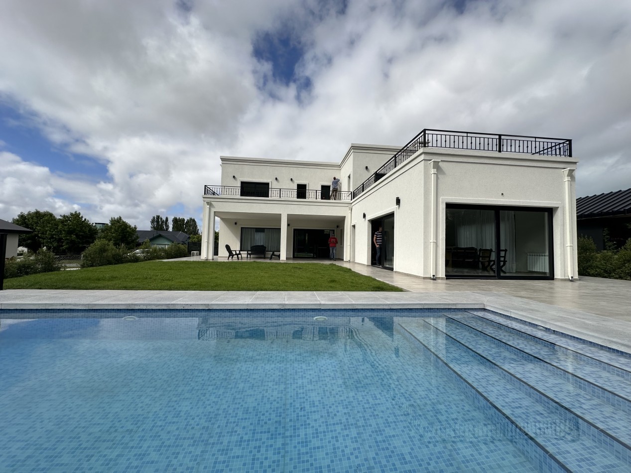 Casa en alquiler en Barrio Arenas del Sur