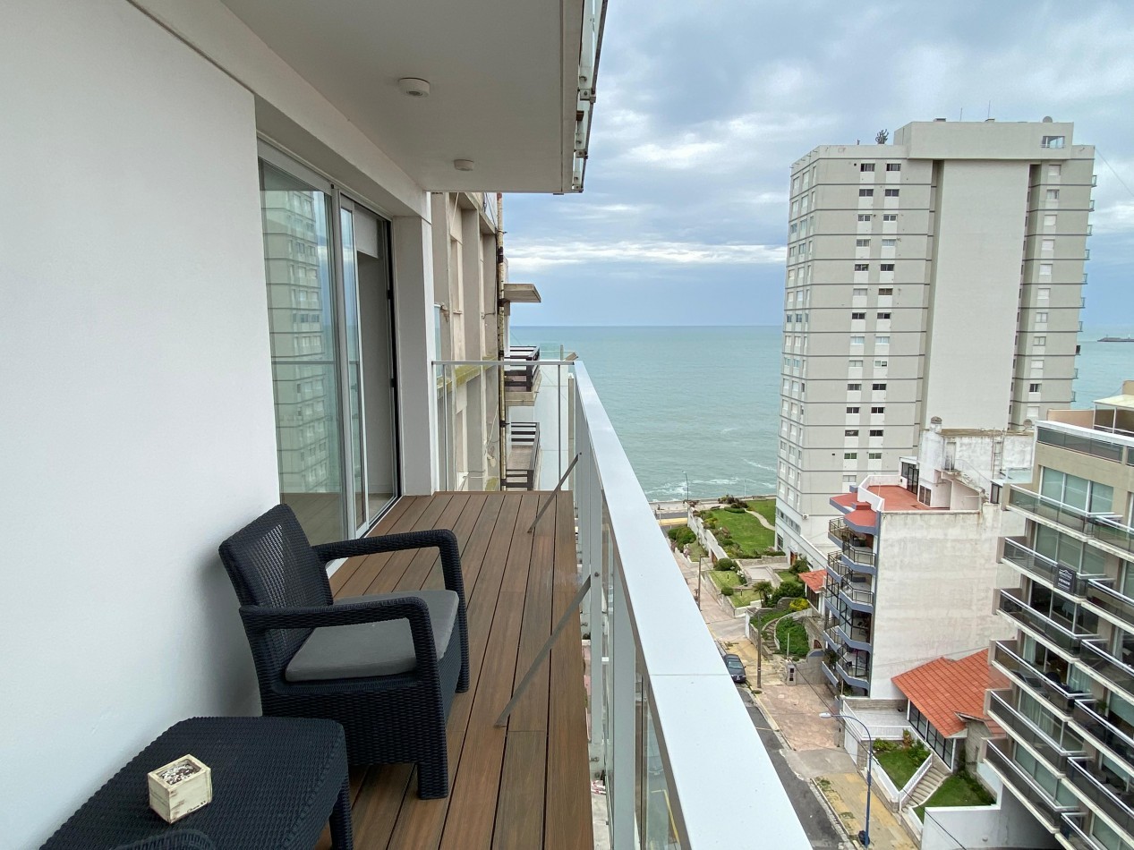 Semi-Piso de 4 ambientes con vista al mar en venta