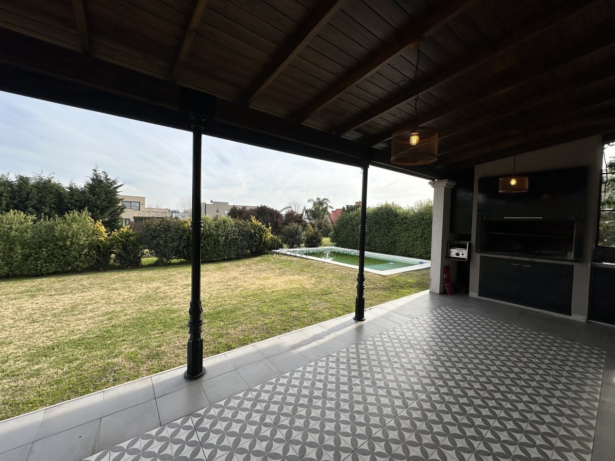 Casa en alquiler en Arenas del Sur 