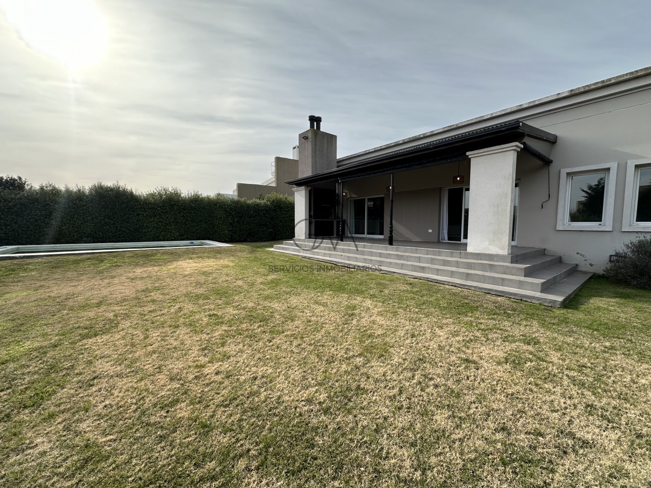 Casa en alquiler en Arenas del Sur 